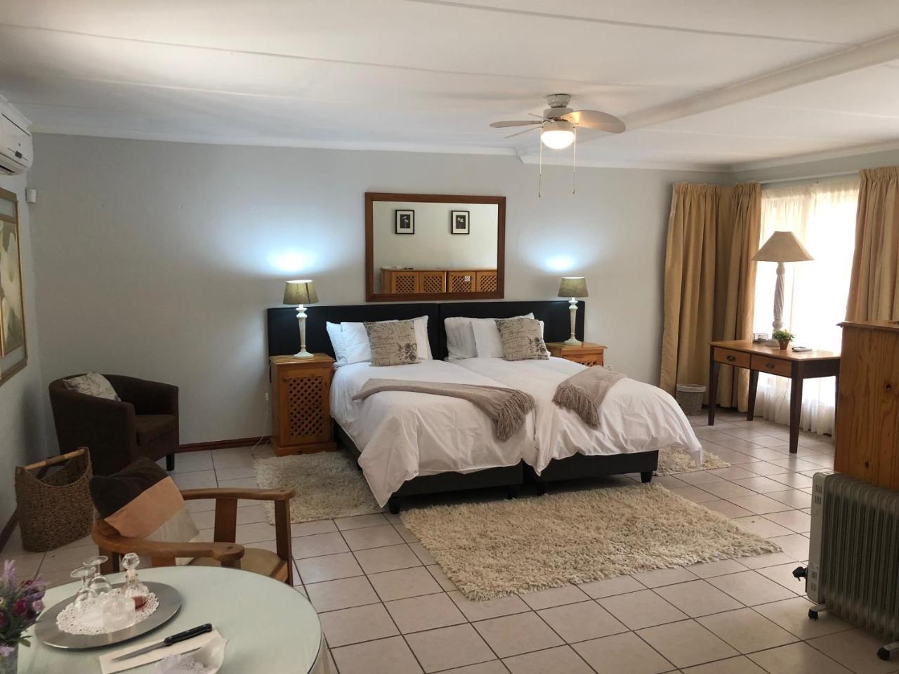 Beyond Cui Bono Guesthouse أدو المظهر الخارجي الصورة